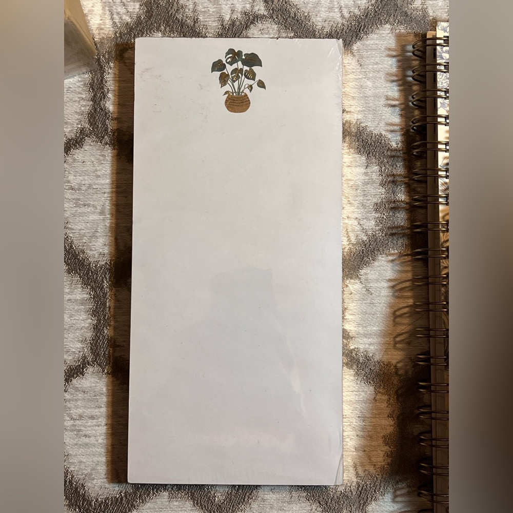 Punch Studio Elegant White Notepad